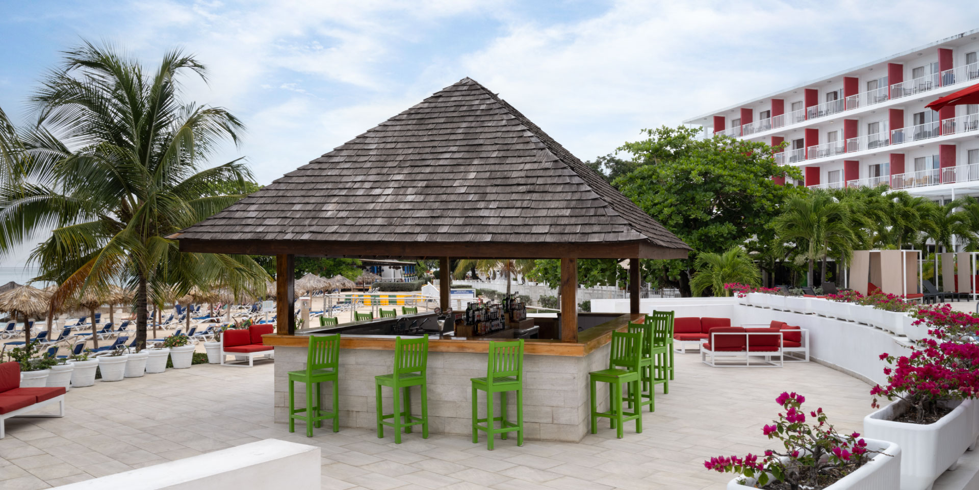 grand decameron cornwall