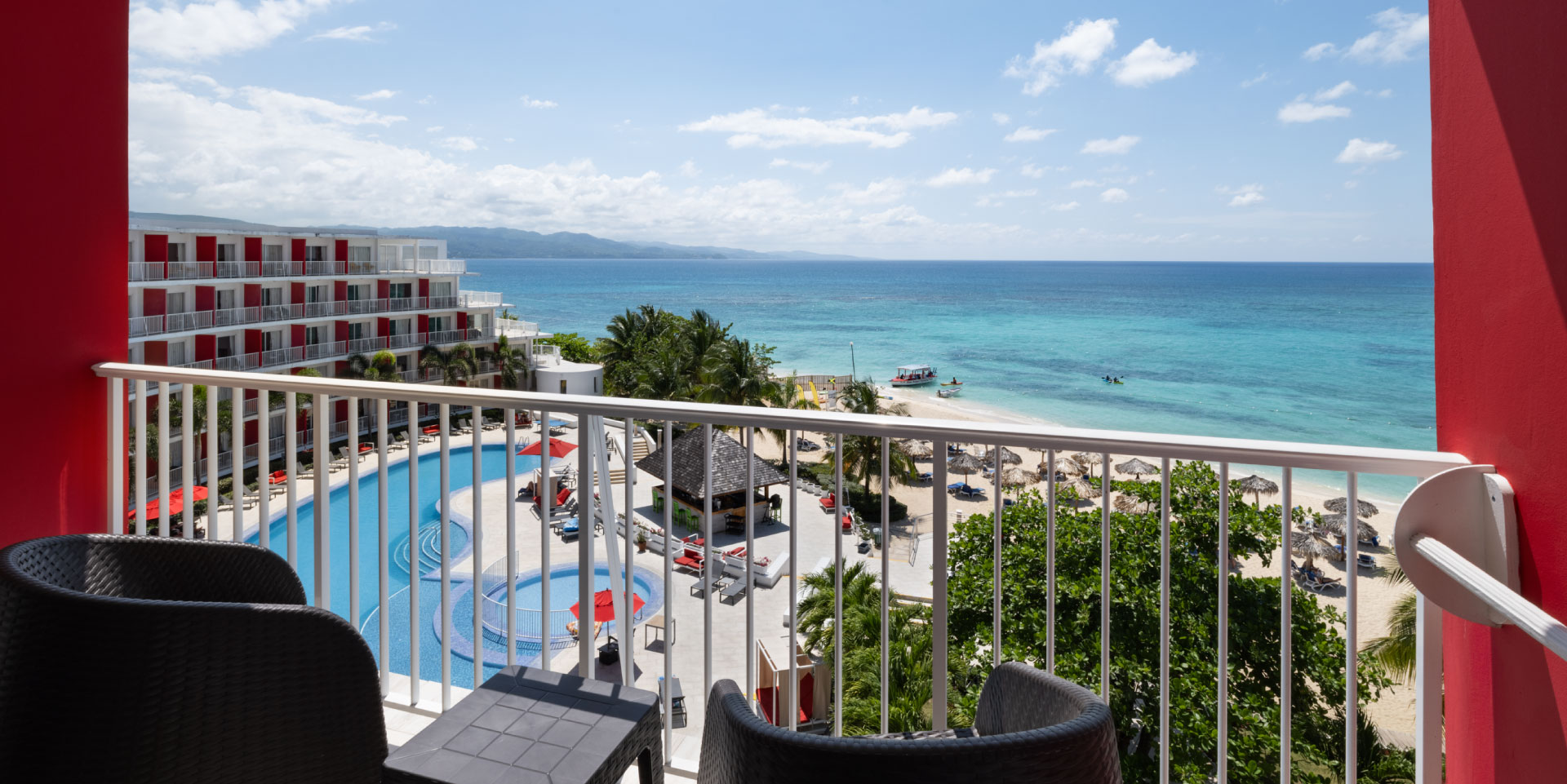 grand decameron cornwall