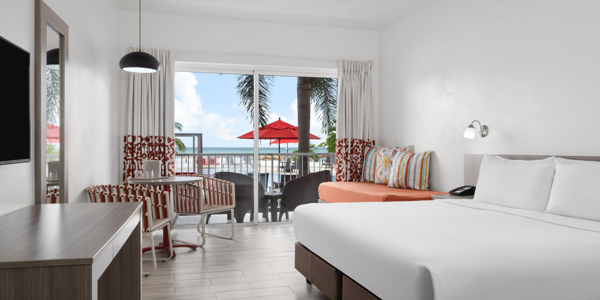 grand decameron cornwall