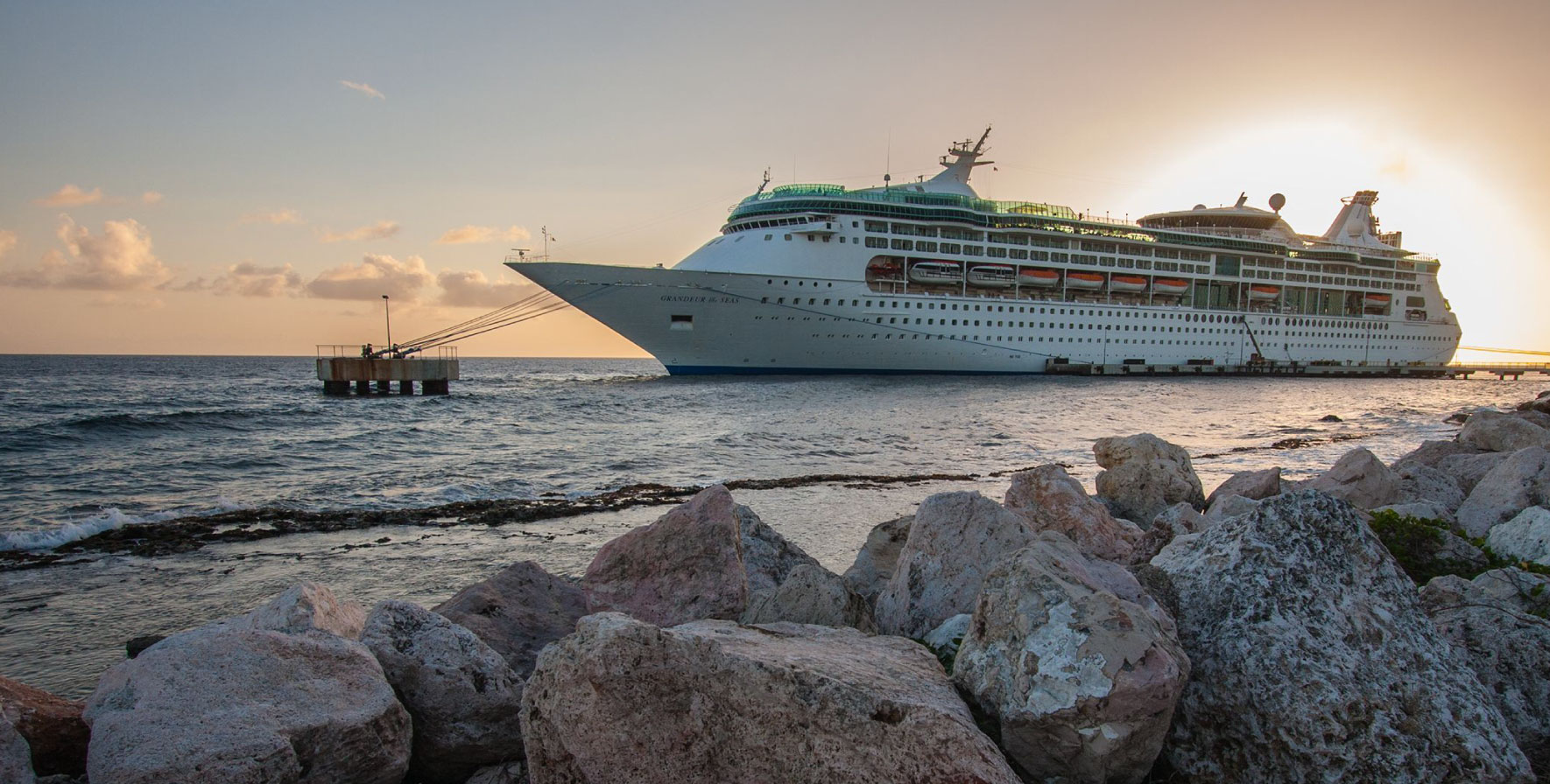BARCO GRANDEUR OF THE SEAS